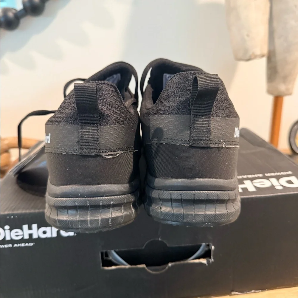 DieHard Men’s Composite Toe Work Shoes • Black Size 11 • Slip-Resistant • NWT
